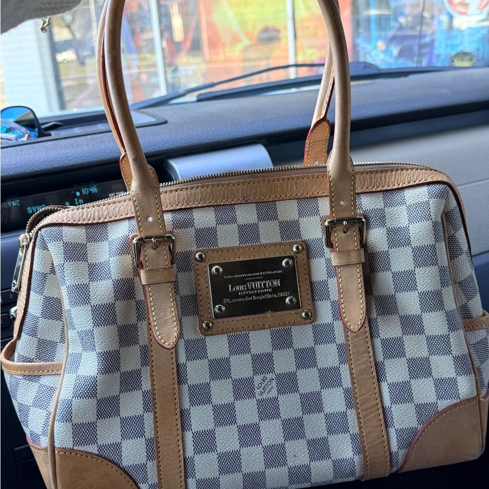 Checkered Tan and Cream Handbag